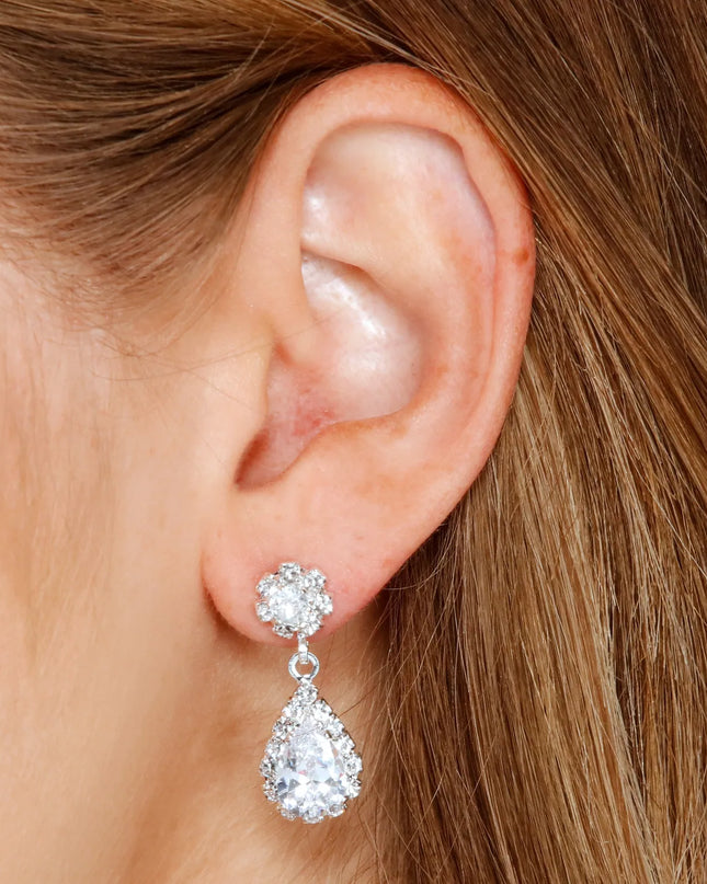 Endless Glam Rhinestone Collar And Earrings Set