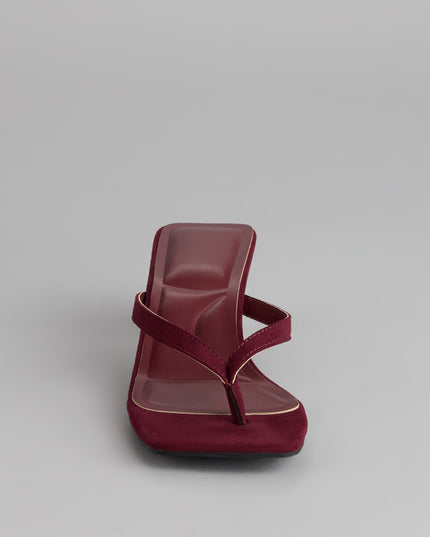 Feeling Chic Thong Square Toe Heels